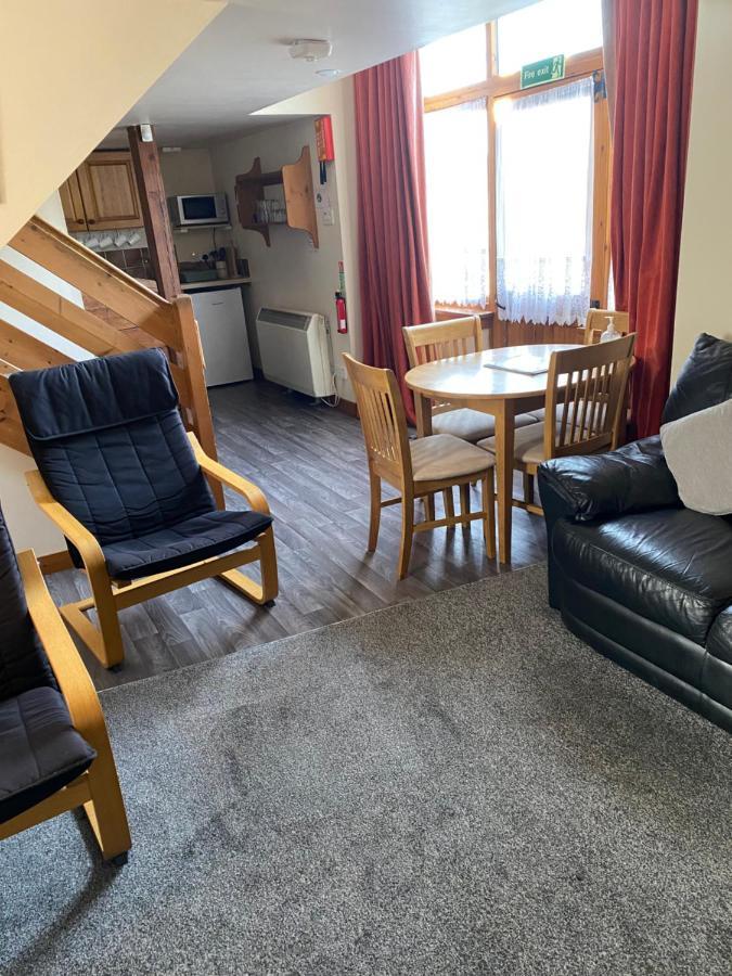 Parkmore Holiday Cottages Даффтаун Екстер'єр фото