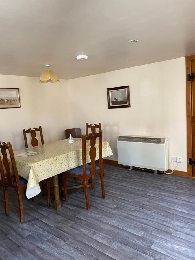 Parkmore Holiday Cottages Даффтаун Екстер'єр фото